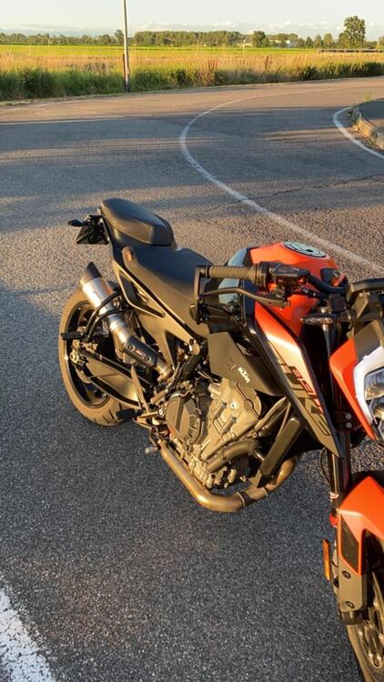 KTM 890 Duke L (2021) (2)