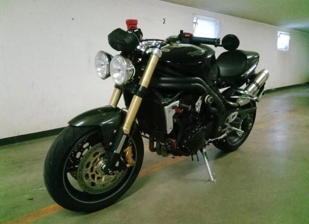 Triumph Speed Triple 1050 (2005 - 11) (3)