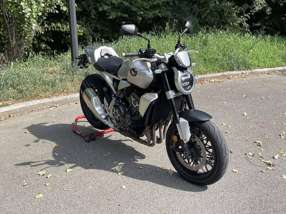 Honda CB 1000 R (2021 - 24) (3)