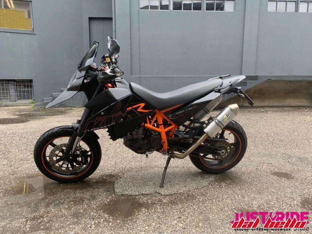KTM 690 Supermoto
