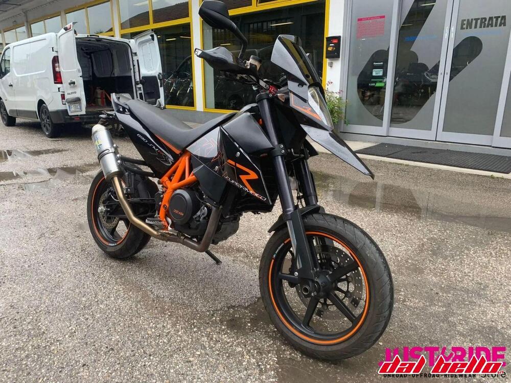 KTM 690 Supermoto (2)