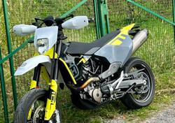 Husqvarna 701 Supermoto (2023 - 24) usata