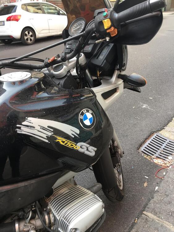 Bmw R 1100 GS (2)