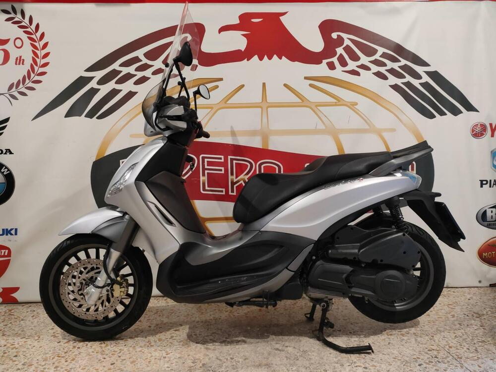 Piaggio Beverly 300 S i.e. ABS-ASR (2016 - 20)