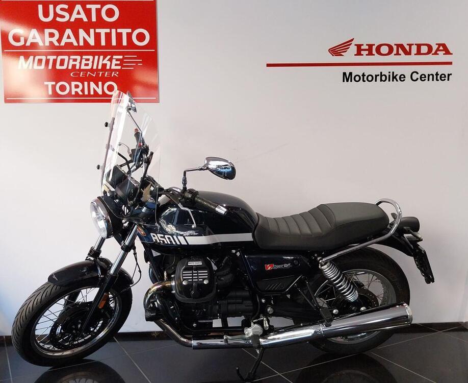 Moto Guzzi V7 Special (2021 - 24) (2)