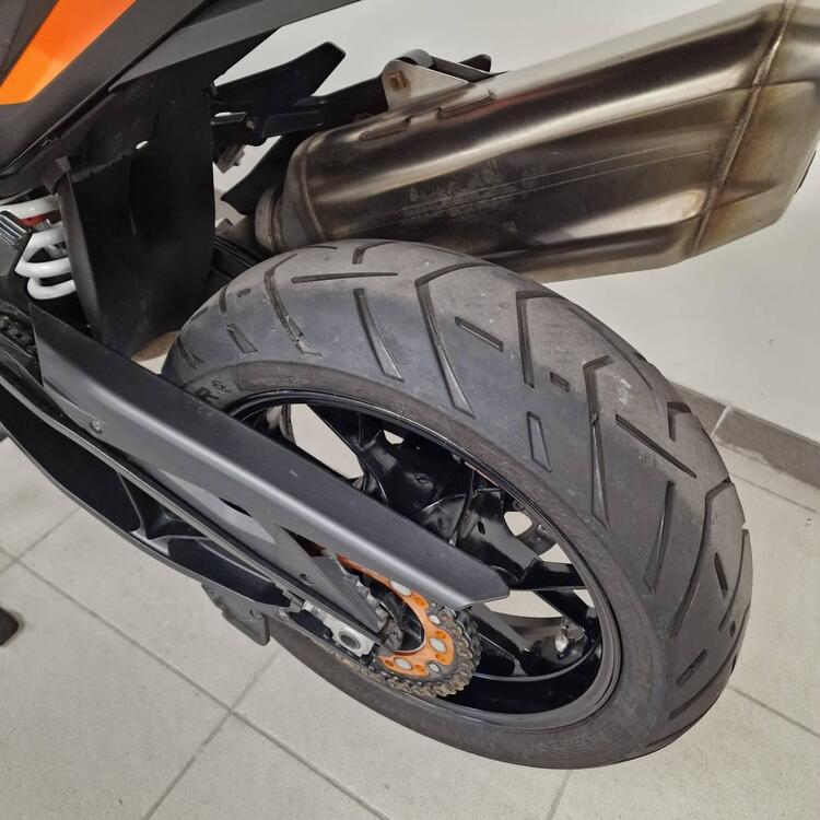 KTM 1290 Super Adventure S (2021) (3)