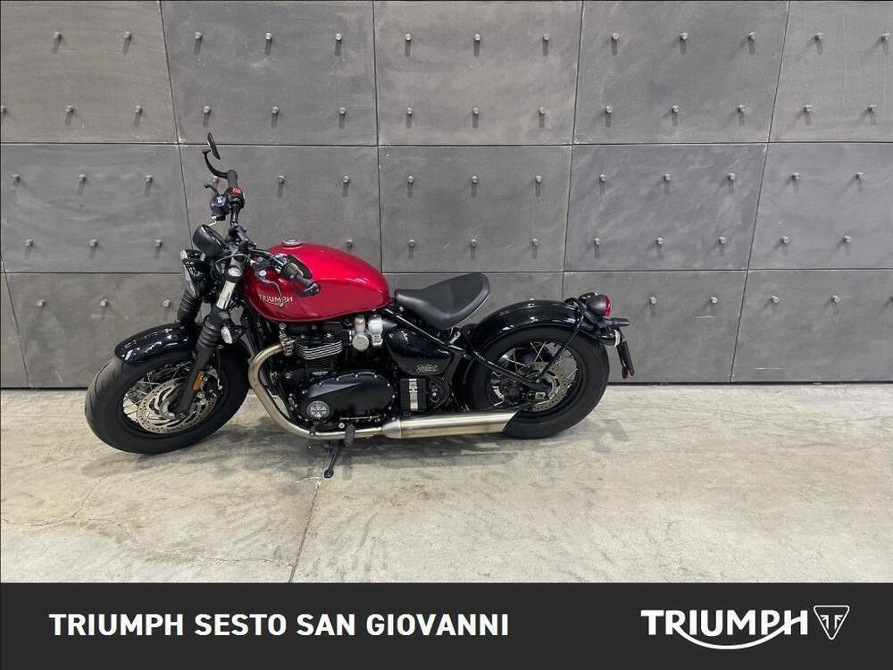 Triumph Bonneville Bobber 1200 (2021 - 24) (2)