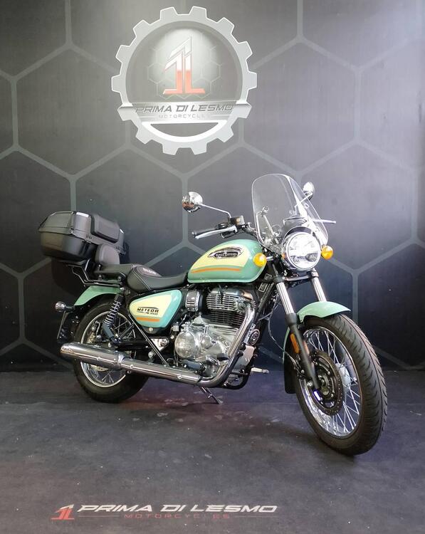 Royal Enfield Meteor 350 Aurora (2024) (2)