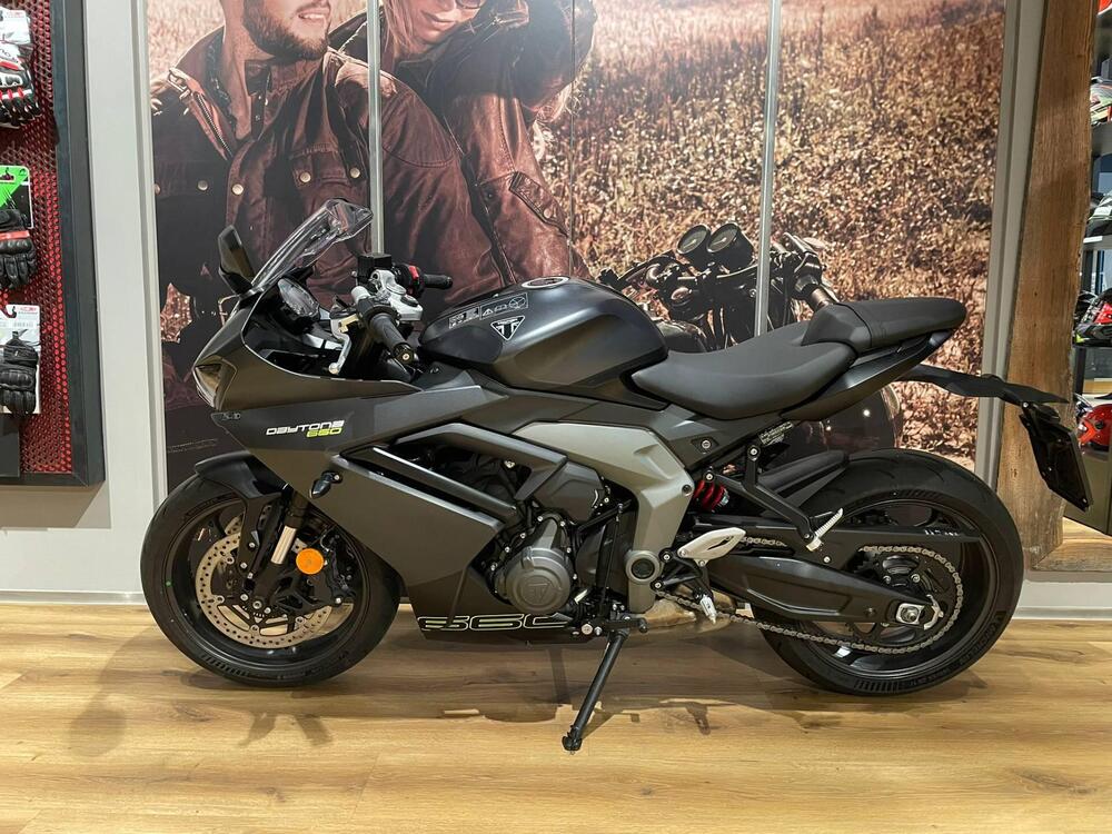 Triumph Daytona 660 (2024)