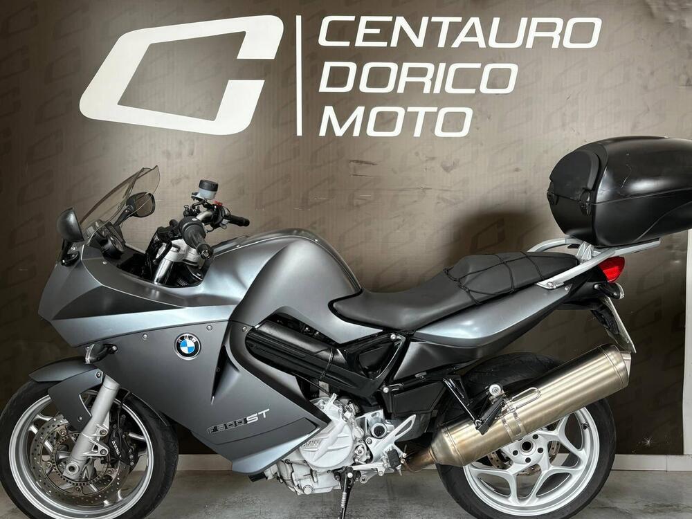 Bmw F 800 ST (2)