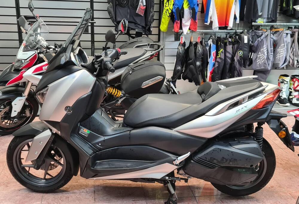 Yamaha X-Max 300 (2021 - 24)