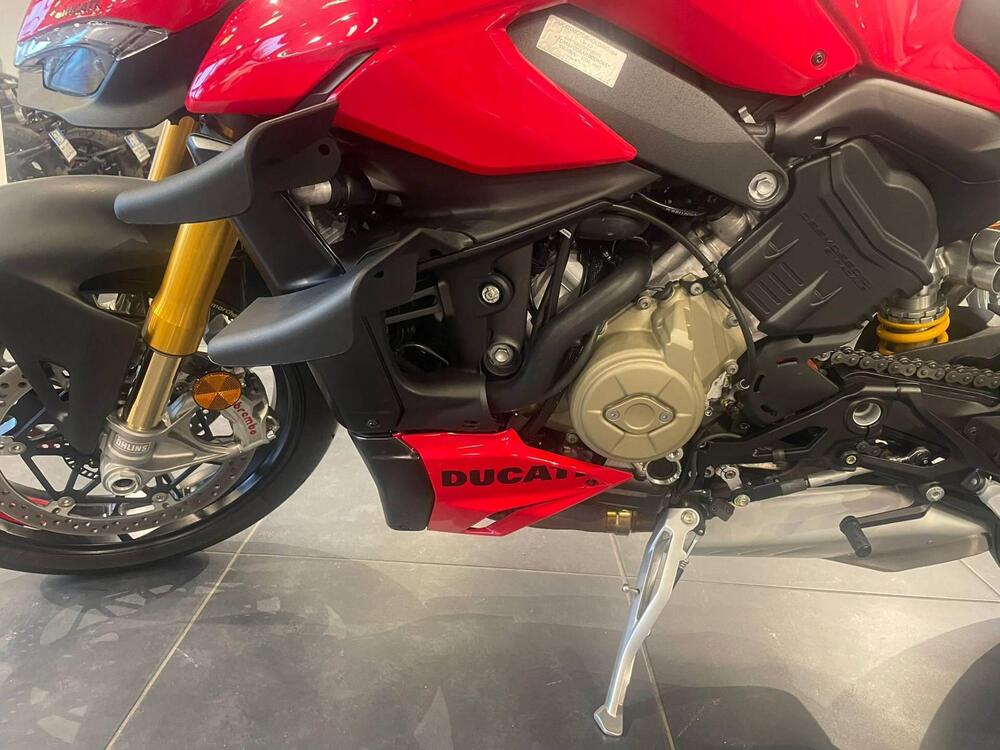 Ducati Streetfighter V4 S (2023 - 24) (4)