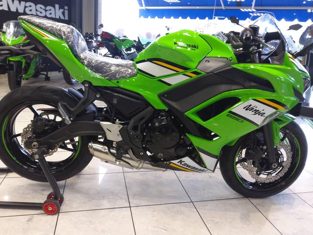 Kawasaki Ninja 650 (2021 - 25) (2)