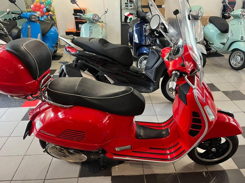 Vespa GTS 300 Super (2008 - 16)