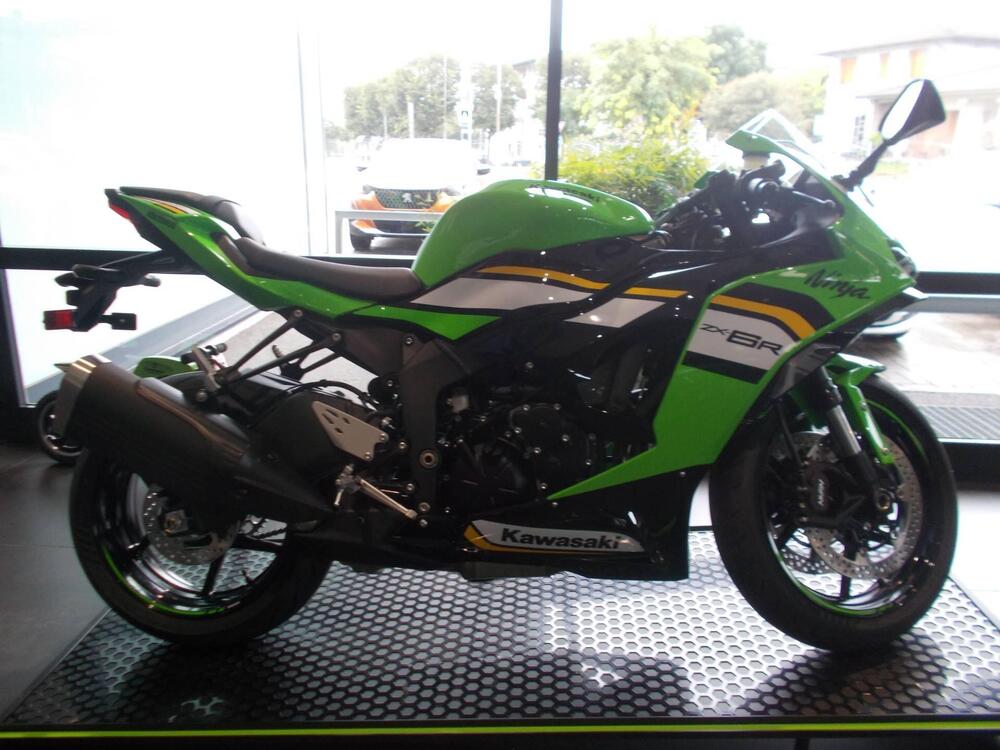 Kawasaki Ninja 636 ZX-6R (2024 - 25)