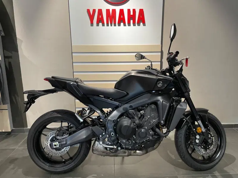 Yamaha MT-09 Y-AMT (2024 - 26)