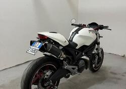 Ducati Monster 696 Plus (2007 - 14) usata