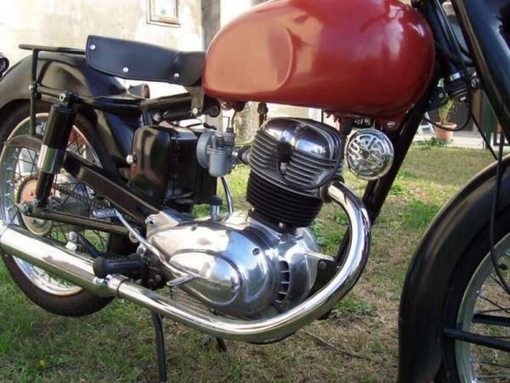 Moto Morini 175 T (3)