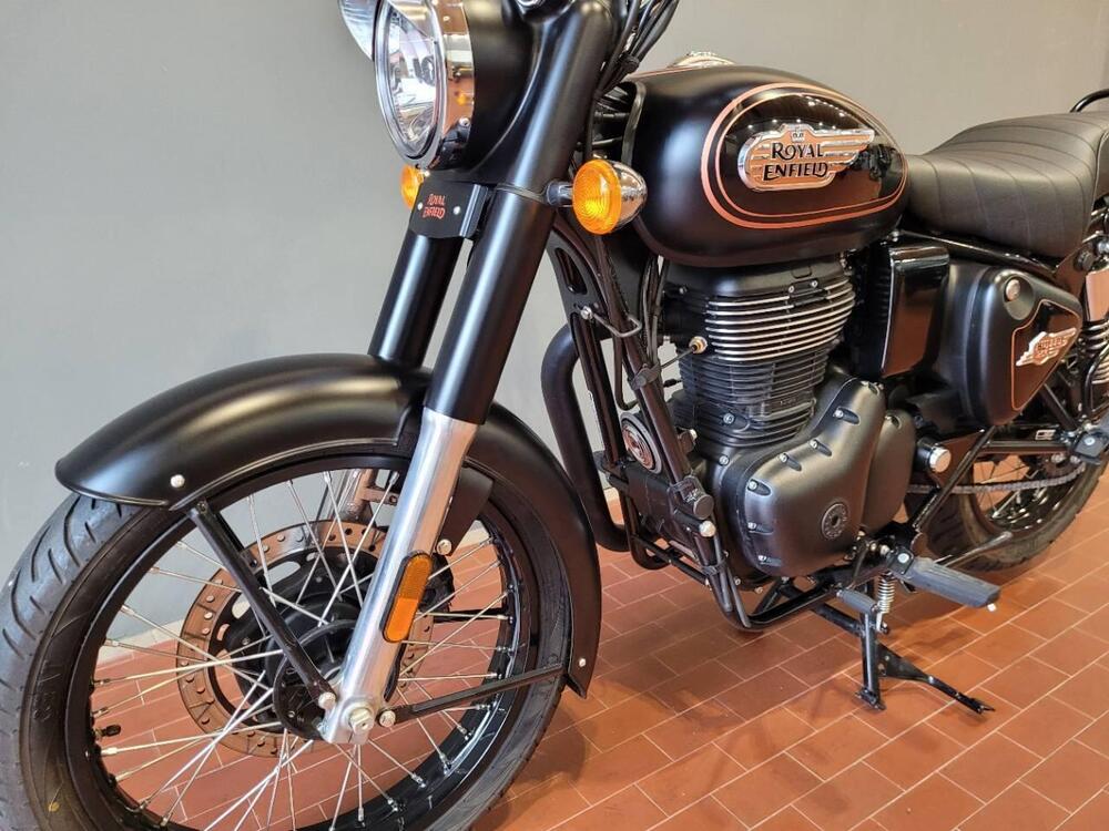 Royal Enfield Bullet 350 (2024) (3)