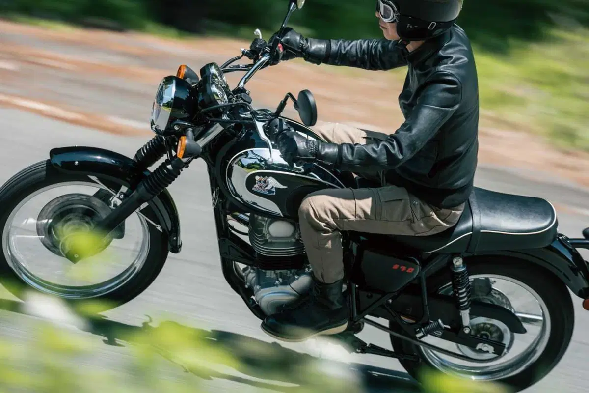Kawasaki W230 e Meguro S1: è ufficiale arrivano anche in Italia! (8)