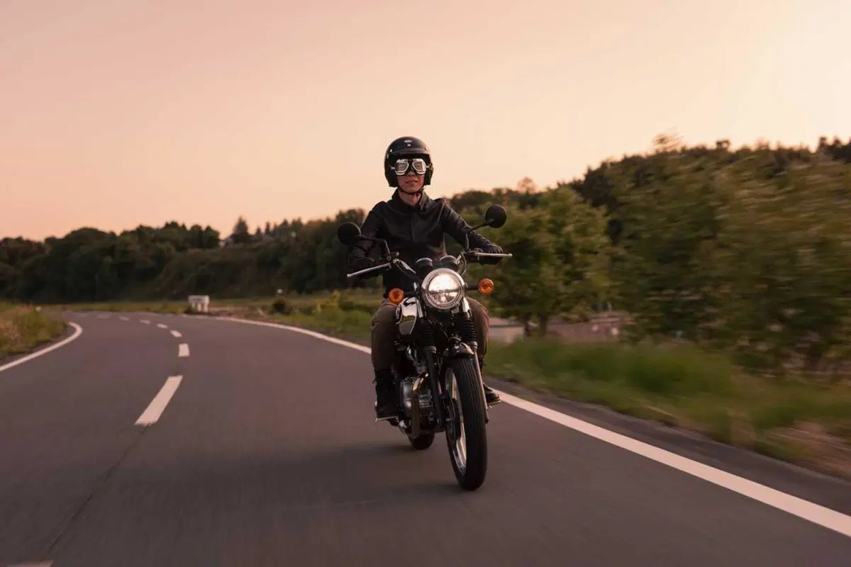 Kawasaki W230 e Meguro S1: è ufficiale arrivano anche in Italia! (10)