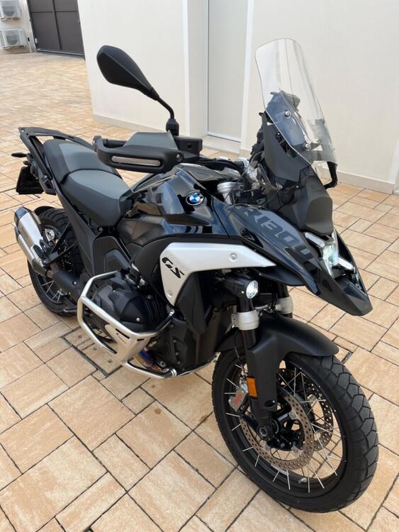 Bmw R 1300 GS Triple Black (2023 - 25) (4)