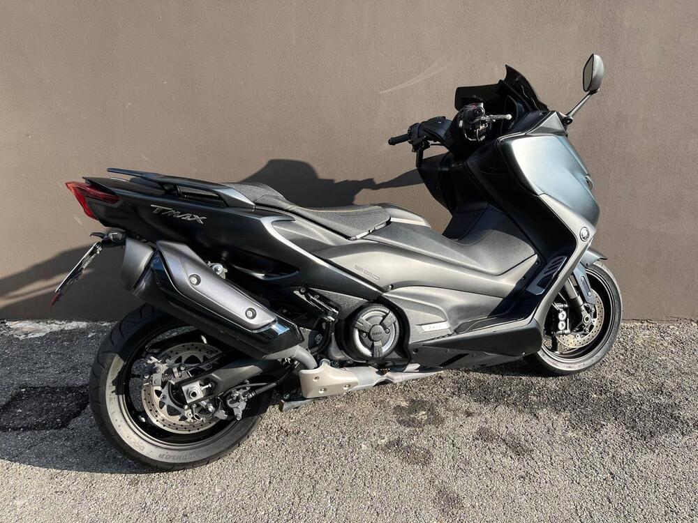 Yamaha T-Max 560 (2020 - 21) (2)