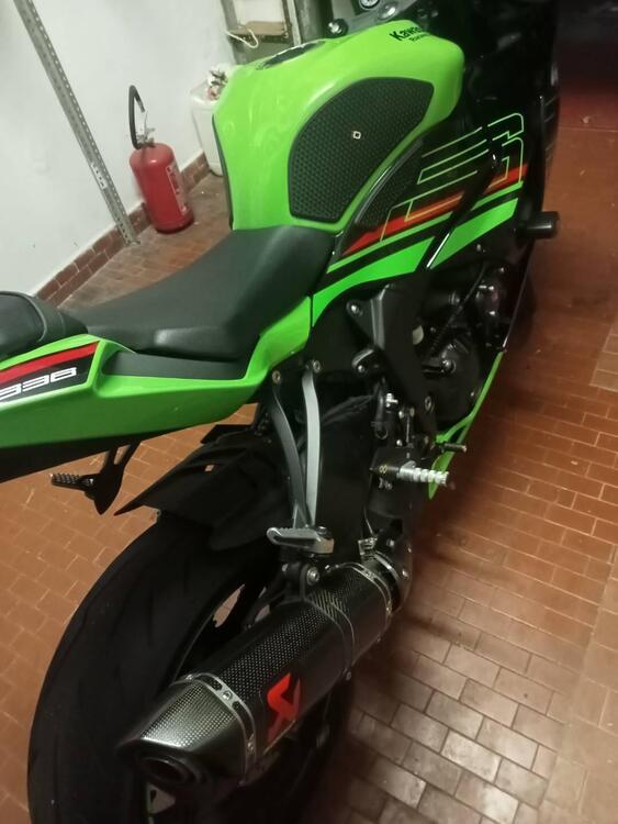 Kawasaki Ninja 636 ZX-6R (2024 - 25) (4)