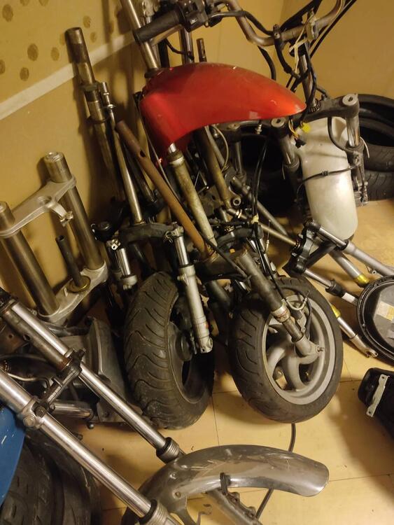 Forcelle scooter e moto vari modelli Gilera