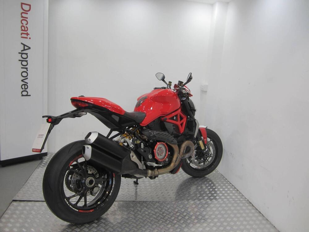 Ducati Monster 1200 R (2016 - 19) (4)