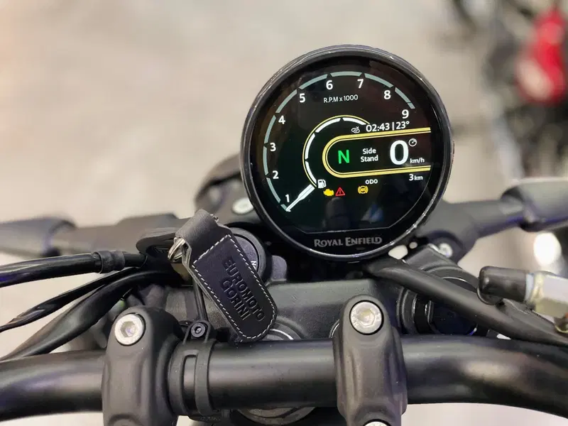 Royal Enfield Guerrilla 450 (2024 - 26) (8)