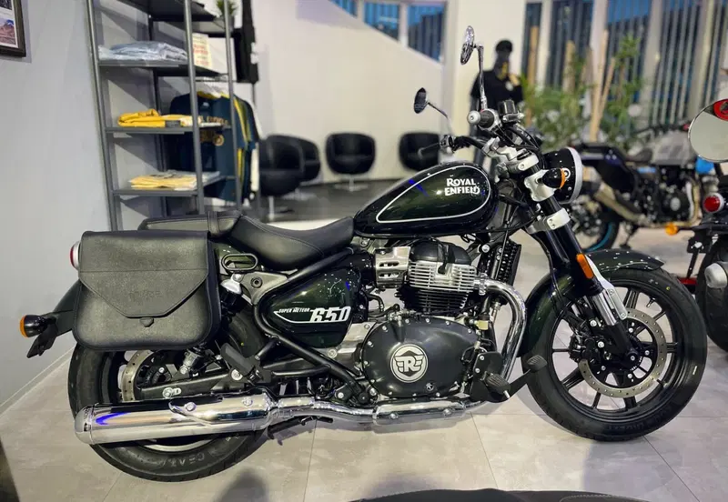 Royal Enfield Super Meteor 650 (2023 - 26)