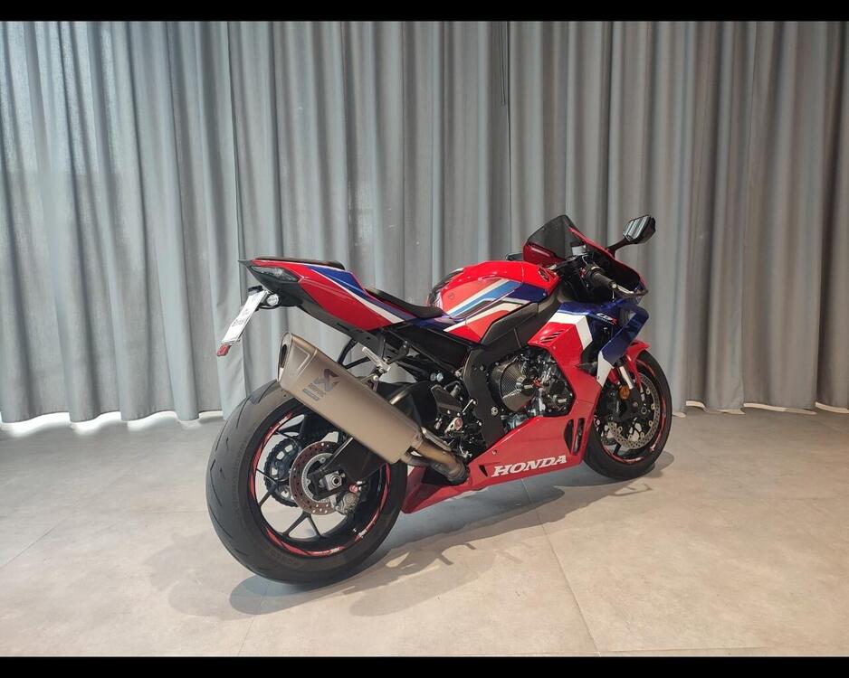 Honda CBR 1000 RR Fireblade eC ABS (2012 - 15) (2)