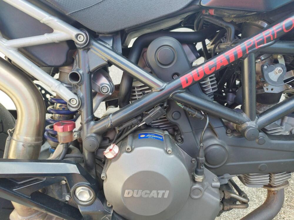 Ducati Hypermotard 796 (2012) (5)