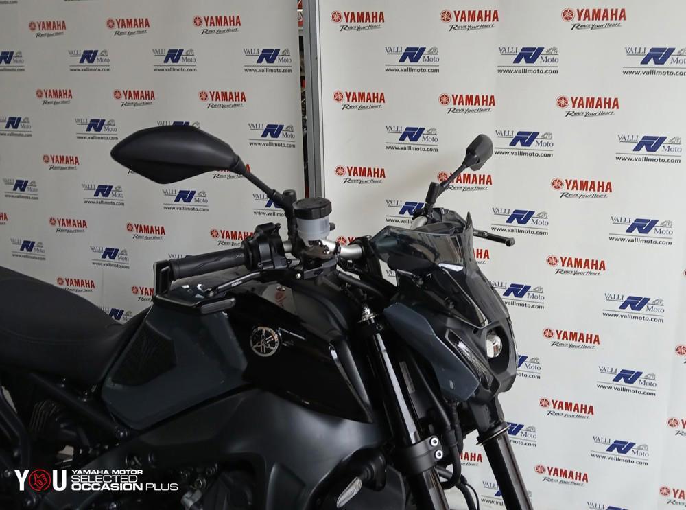 Yamaha MT-09 (2021 - 23) (4)