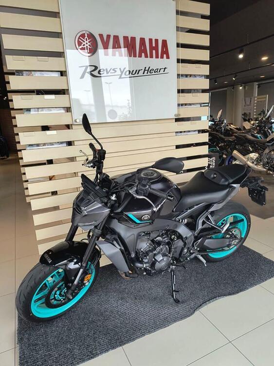 Yamaha MT-09 (2024 - 25) (2)