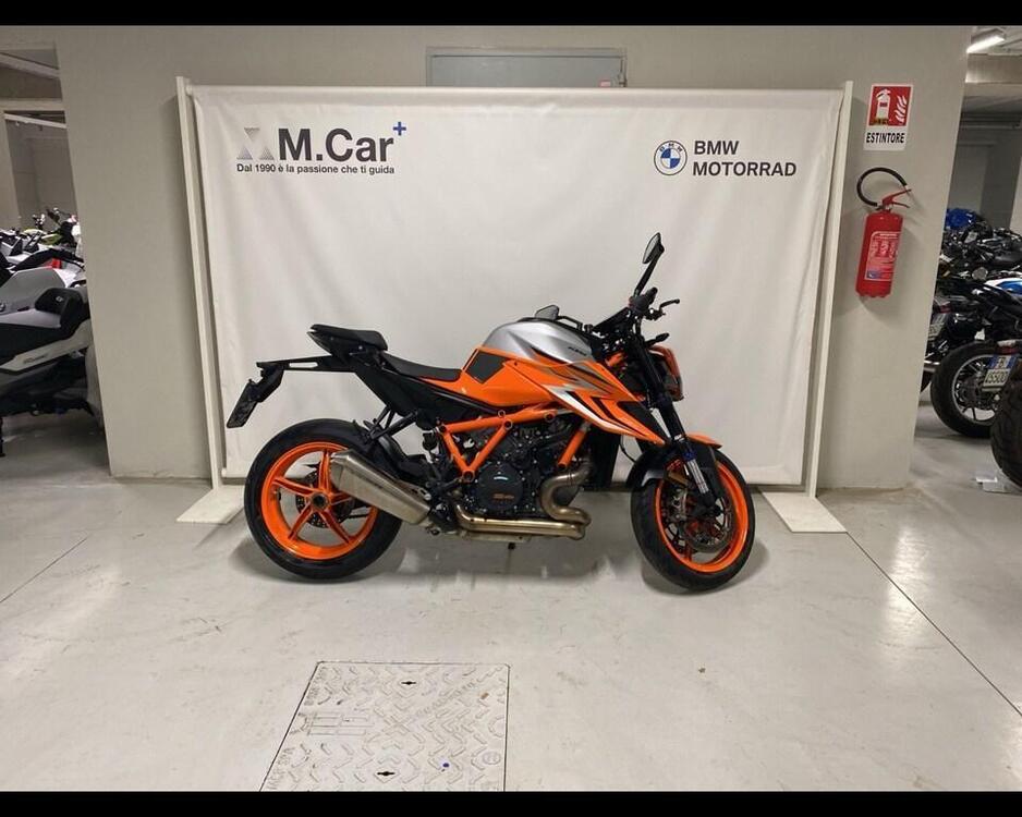 KTM 1290 Super Duke R (2022 - 23) (4)