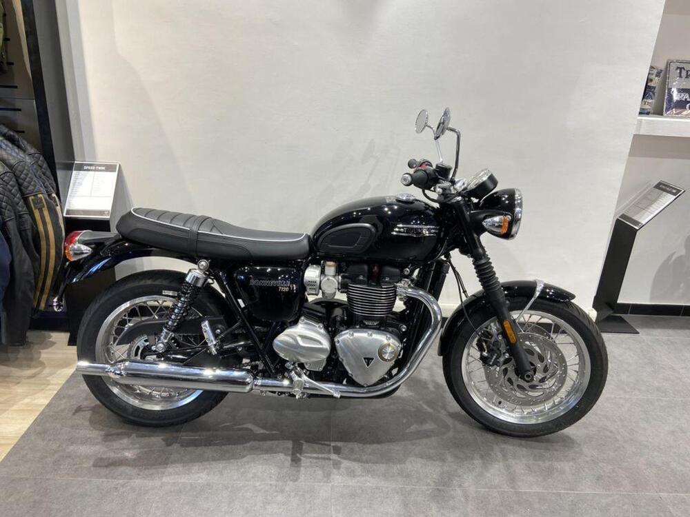 Triumph Bonneville T120 (2021 - 24) (5)