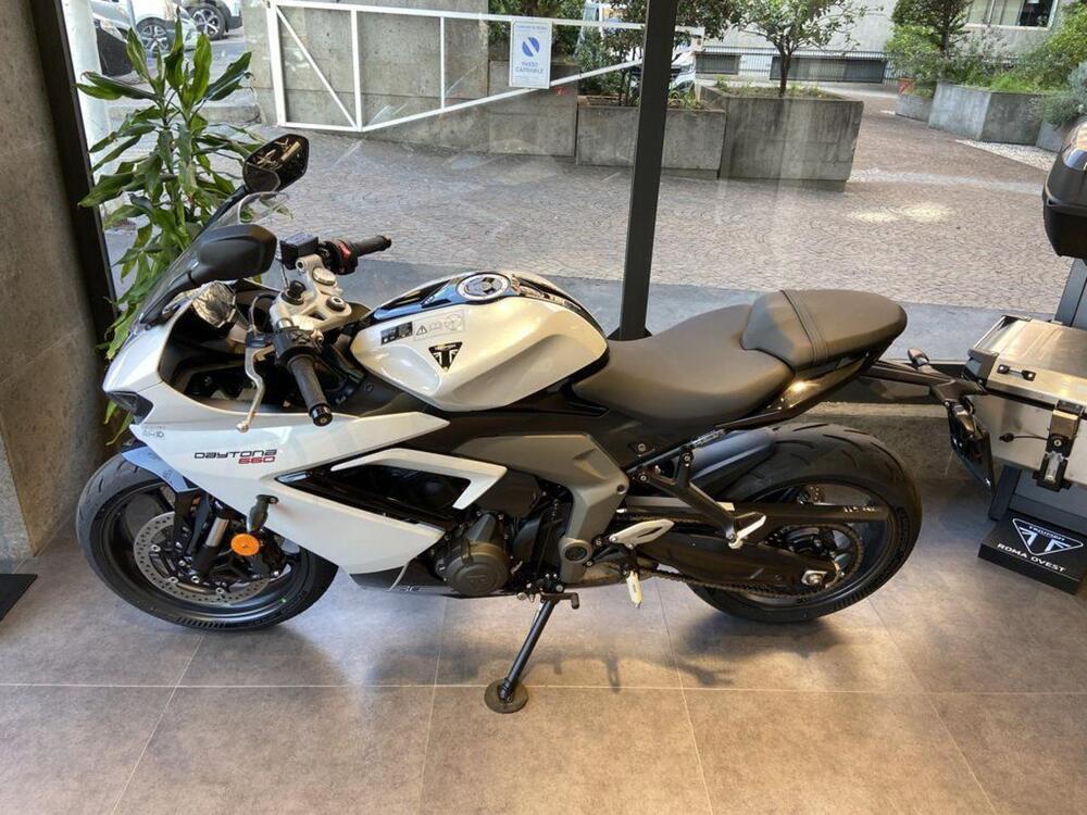 Triumph Daytona 660 (2024)