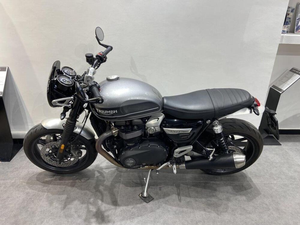 Triumph Speed Twin 1200 (2021 - 24) (2)