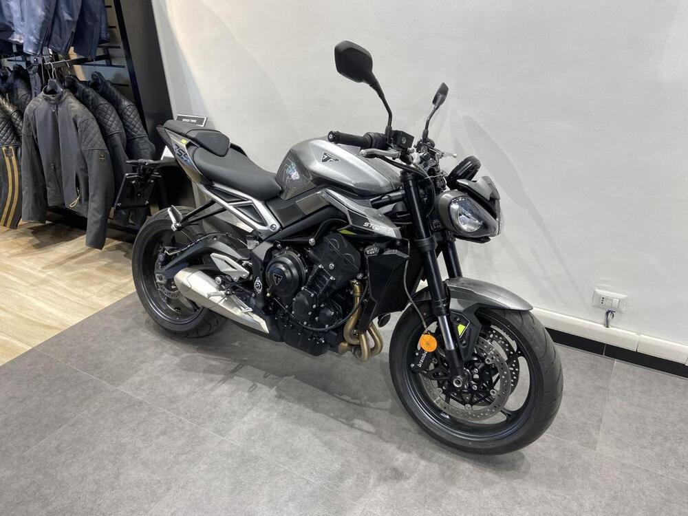 Triumph Street Triple 765 R (2023 - 24) (3)