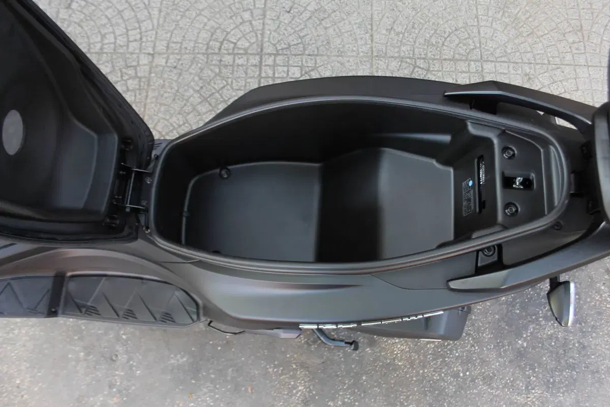 Kymco Skytown 125i (2024 - 26) (10)