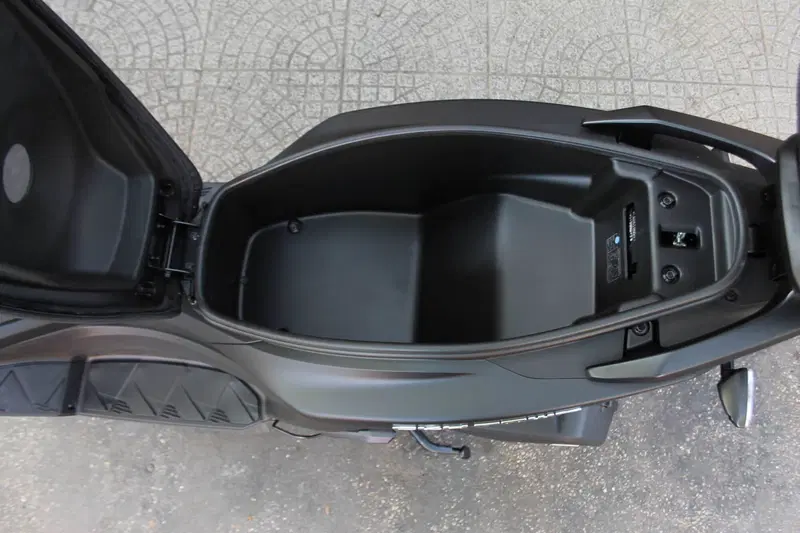 Kymco Skytown 125i (2024 - 26) (10)