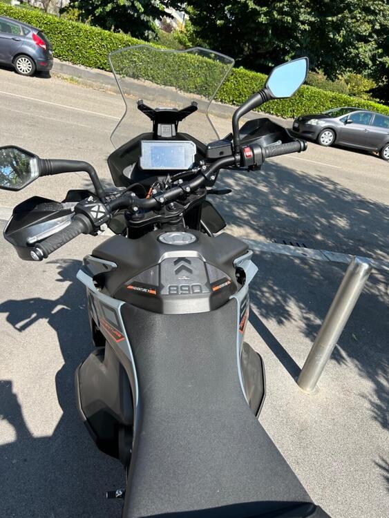 KTM 890 Adventure (2022) (4)