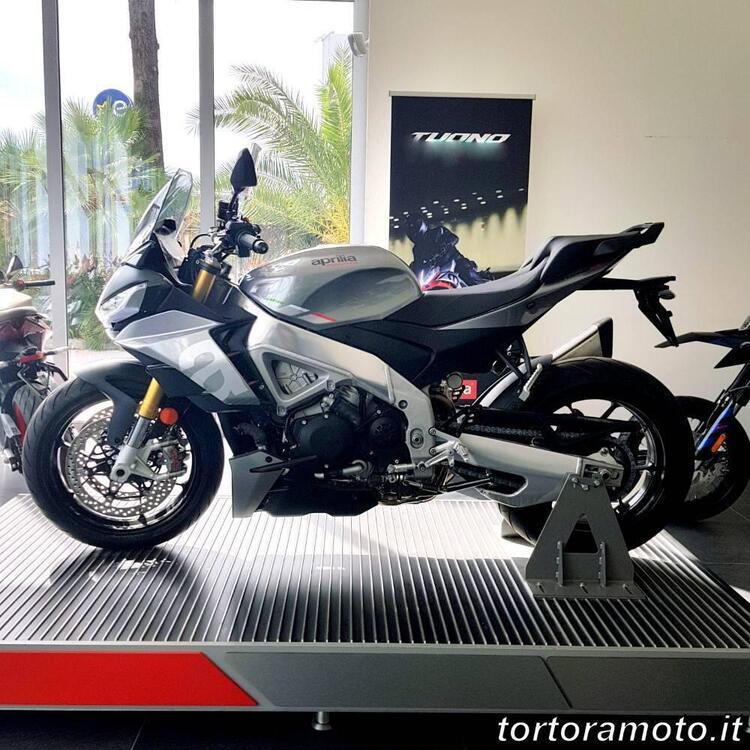 Aprilia Tuono 1100 V4 (2021 - 24)