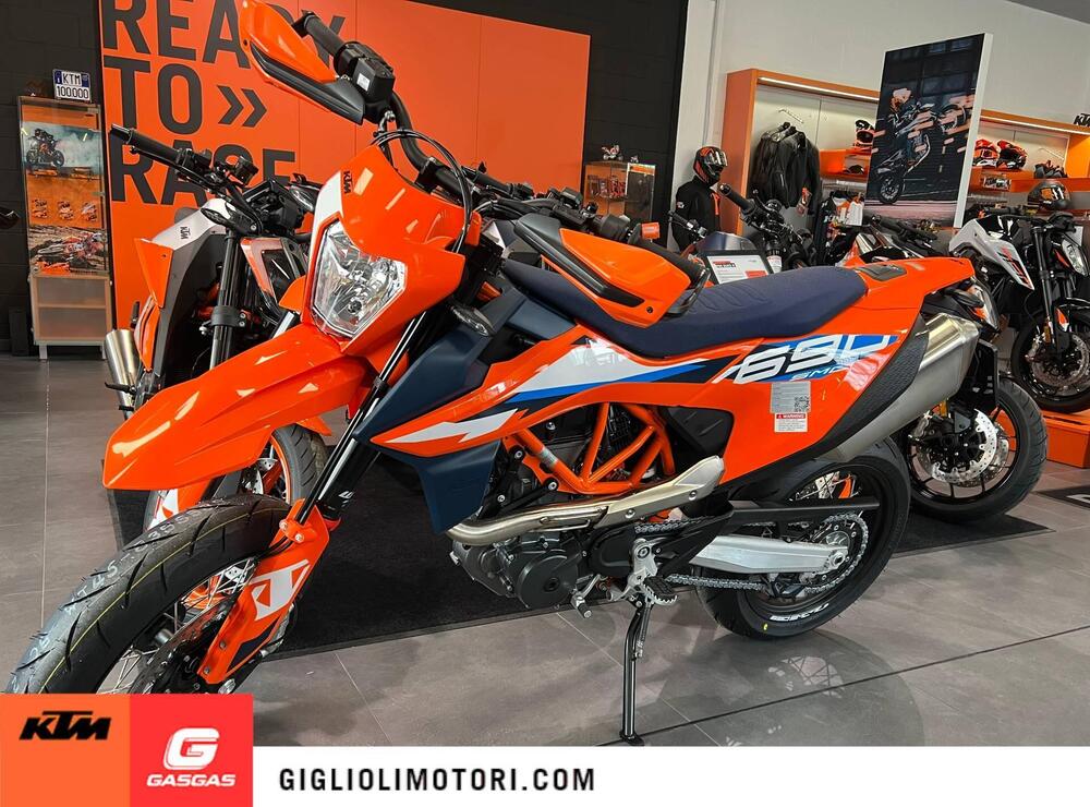 KTM 690 SMC R (2023 - 24) (3)