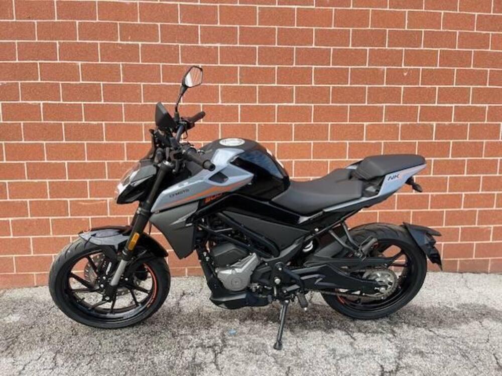 CFMOTO 300NK (2020) (2)