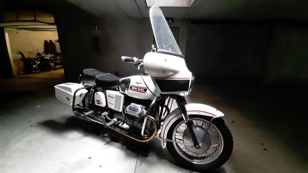 Moto Guzzi V7 Special 750 (4)