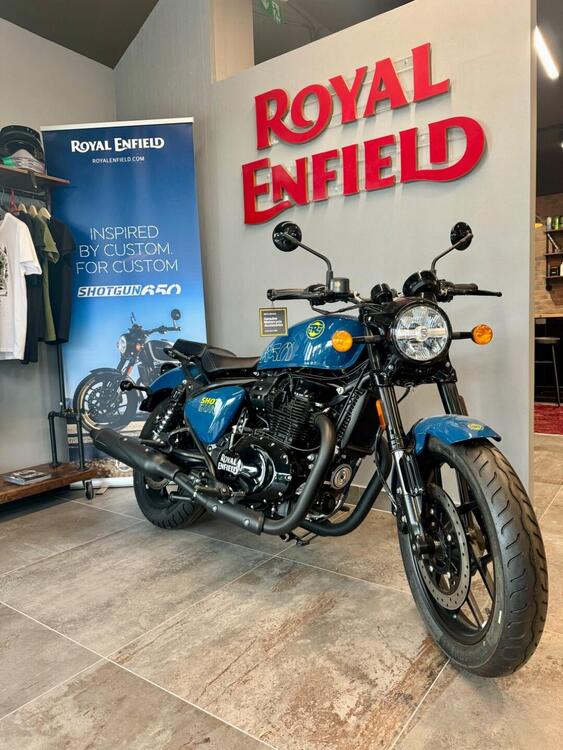 Royal Enfield Shotgun 650 (2024) (2)