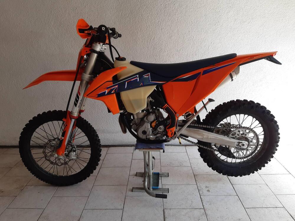 KTM EXC 350 F (2022) (4)